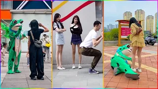 Funny Couple And Chinese Frog Douyin ❤️ Street Couple P#109