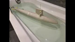 Revell rc conversion Skipjack class rc submarine test dive.