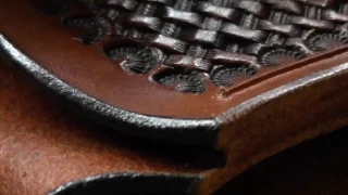 A. De Carli Custom Knives - Leathercraft: making a knife sheath