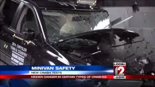 Minivans do poorly in new crash tests