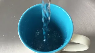 Slow Motion Liquid