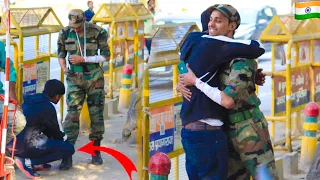 AN INJURED SOLDIER PEOPLE HELP OR NOT || A SOCIAL EXPERIMENT || ARMY PRANK IN INDIA || VINOD PRANK