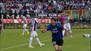 Gol-scudetto di Milito a Siena (senza commento)