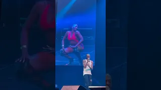 Snoop Dogg “Wiggle” Live in Cologne