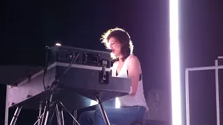 Charlotte Gainsbourg - Runaway (Kanye West's cover - Concert) @ Nuits de Fourvière - Lyon 16.07.2018