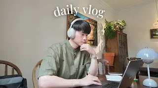 DAILY VLOG | A Productive Day | Take Her to Work, Study at The Cafe & Hit the Gym