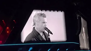 Robbie Williams new Song “LOST” Live in Munich