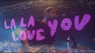 La la love you - El fin del mundo (directo)