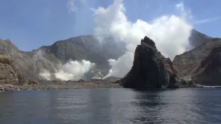 Live Volcano Experience WHITE ISLAND NZ