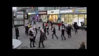 Russo Turisto Flashmob Arbat 2013