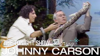 Alice Cooper's Pet Snake Loves Johnny | Carson Tonight Show