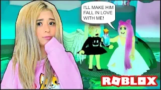 She Used A Love Potion On The Schools Prince... | Roblox Royale High Roleplay