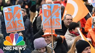 Nationwide strike in France against Macron’s plan to raise retirement age