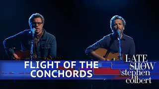 Flight Of The Conchords Perform 'Father & Son'