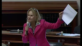 🚨 A REPUBLICAN publicly destroys her OWN PARTY over abortion ban