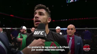 Confira a entrevista de Yair Rodríguez no octógono do UFC Phoenix