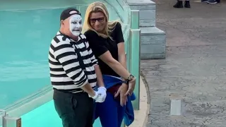 Tom The Famous Seaworld Mime | Tom the Mime