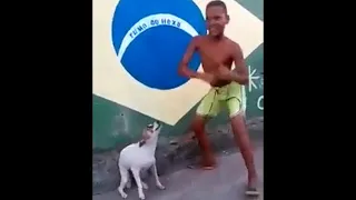 Brazilian dog dancing - Hilarious