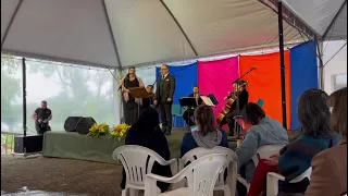 Tenor Alexandre Borges e Giovana Paola Sartori interpretam " Panis Angelicus", (pão dos anjos).