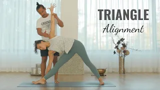 Triangle Yoga Pose: How To Do Trikonasana