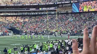 Russell Wilson @ Seattle Seahawks first play with Denver Broncos lumen field, crowd goes wild!!!