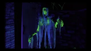 AMAZING OLD-SCHOOL HORROR ATTRACTION! Lake George's House of Frankenstein Wax Museum *FULL TOUR*