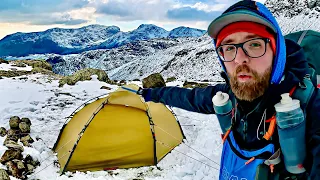 Solo Winter Mountain Camping In Heavy Snow & Wind ❄️‼️