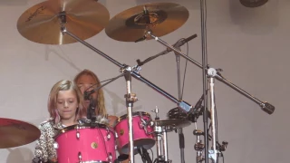 Harper Grohl drumming for her dad