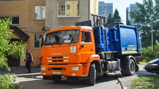 Мусоровоз МК-4552-02 на шасси КамАЗ-43253-G5 (Х 150 ХМ 22) / KAMAZ garbage truck.