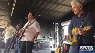 Diamond Rio rocks the Poteet Strawberry Festival