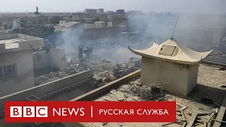 В Пакистане самолет упал на жилые дома