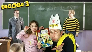 PAPA TRICHE à l'ECOLE pendant une interrogation ! Ca TOURNE MAL ! DUCOBU 3 !