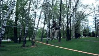 Прыжки на слэклайне (Slackline Jumps)