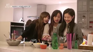 Напряжёнка между девочками на кухне BLACKPINK HOUSE [смешная озвучка]