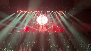 2023-10-12 BABYMETAL Ijime, Dame, Zettai (encore) at YouTube theater in Los Angeles