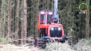 Komatsu 931XC harvesting Sitka Spruce