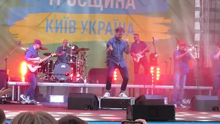 Сергей Михалок - Ляпис 98 на Троещине - Яблони (Live)