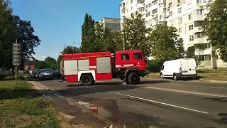 Ukrainian fire trucks responding to fire and to fire hydrant (7 video)