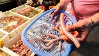 Chinese Street Food Tour in Guangzhou, China | Exotic Seafood, BBQ Pork, and Street Food in China