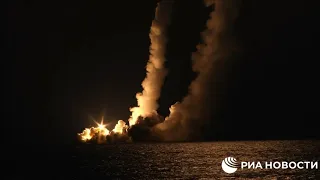 Видео запуска баллистических ракет с подлодки "Владимир Мономах"