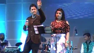 Alok katdare &Jolly Das performing ''Nayak nahi Khalnayak hun main''