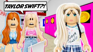 TAYLOR SWIFT IS THE NEW GIRL AT SCHOOL IN ROBLOX BROOKHAVEN!