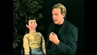 Ventriloquism 101 Video Course with Lee Cornell - Introduction and Demonstration