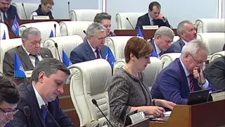 Депутат Бурнашов "за" "народный" бюджет