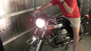 Moto Guzzi V7 Sport startup 31 Mar 13