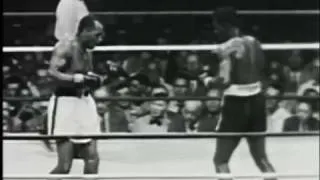 Joe Walcott V's Ezzard Charles TKO