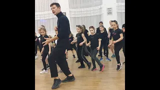 Дмитрий Ваганов (DS CREW) а гостях у Алексея Железнякова (AJ DANCE STUDIO) и воспитанников Ice Swan.