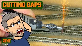 Perfect Insulation and Expansion Gaps in Model Railroad Track