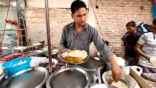4 Roti & Chicken Curry Only at Rs 80/- | Cheapest Street Food of DELHI | Street Food India