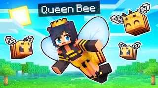 Playing Minecraft As The QUEEN BEE!